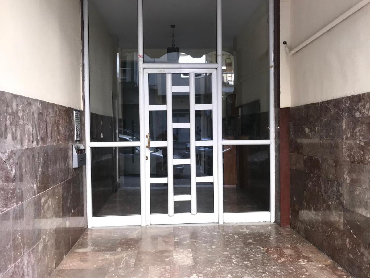 Istos Apartment Солун Екстериор снимка